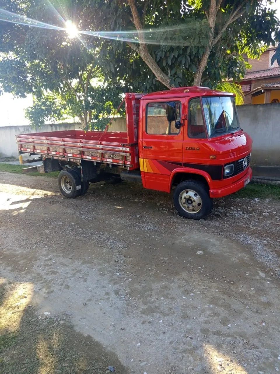 VENDO MB 608 ANO 82  - Foto 5