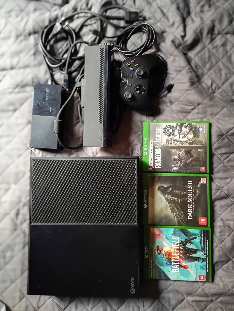 Vendo - Xbox One com Kinect