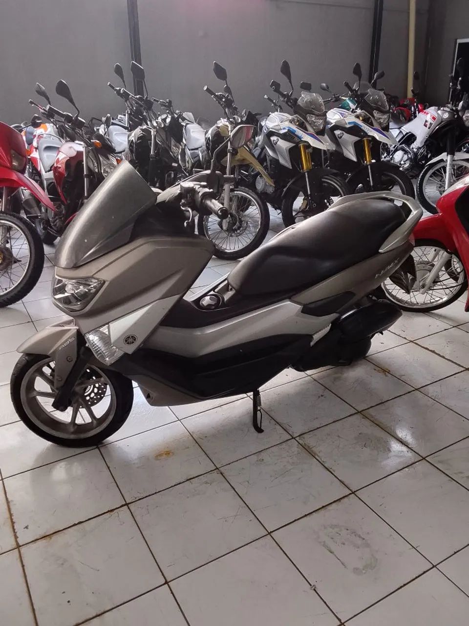 YAMAHA NMAX