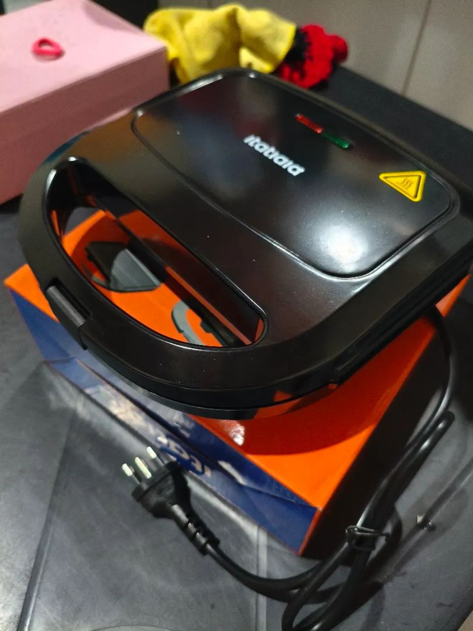 GRILL E SANDUICHEIRA 