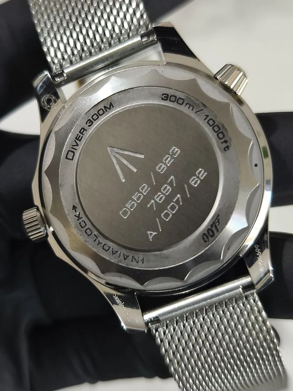 Relógio Omega Seamaster Diver 007 - Foto 2