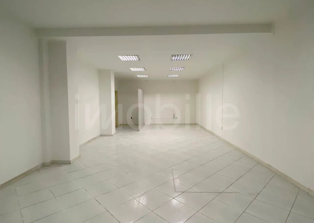 Sala comercial no Edifício Ville de Paris à venda em Itapema - Foto 3