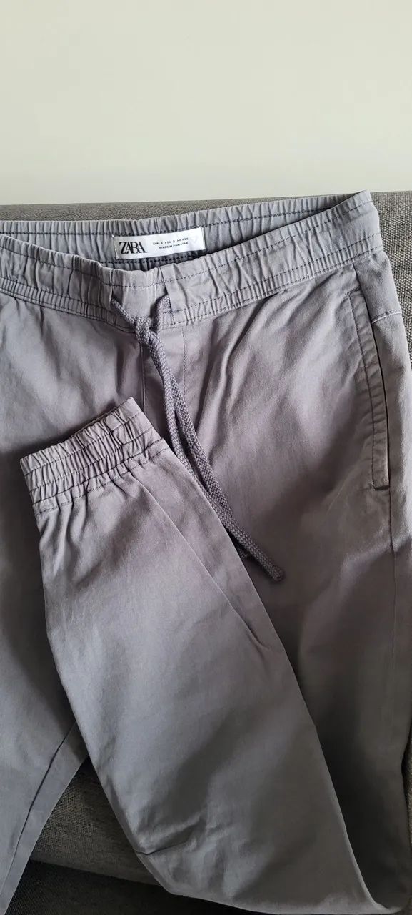 Calça jogger Zara masculina cinza 