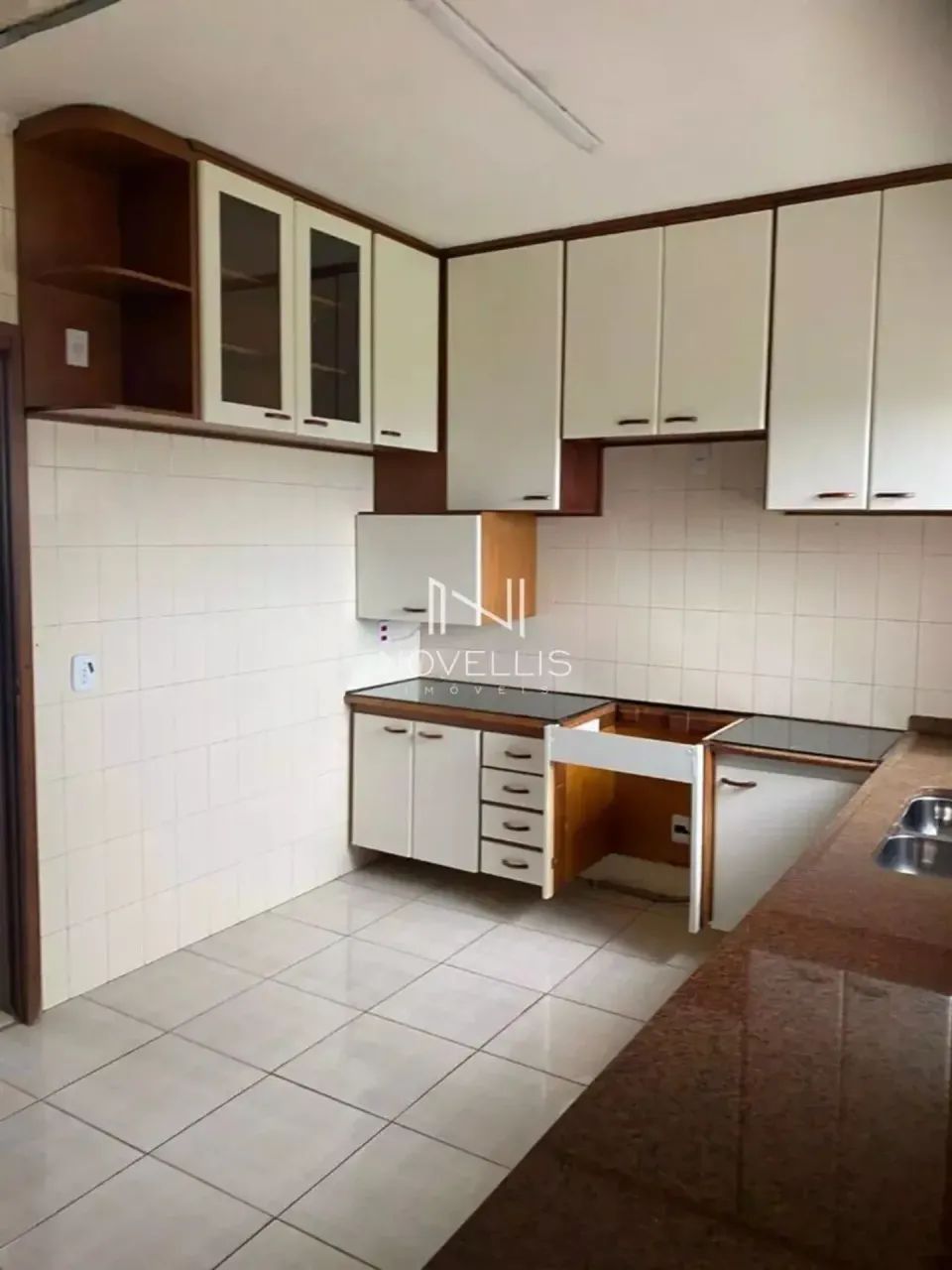 Aluga Apartamento 4 Quartos (Suíte Master e 2 Vagas Cobertas) Centro - Jacareí - SP
