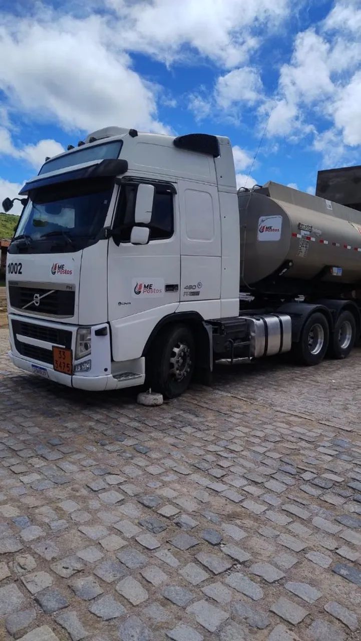 Caminhão FH460 2015 com tanque 