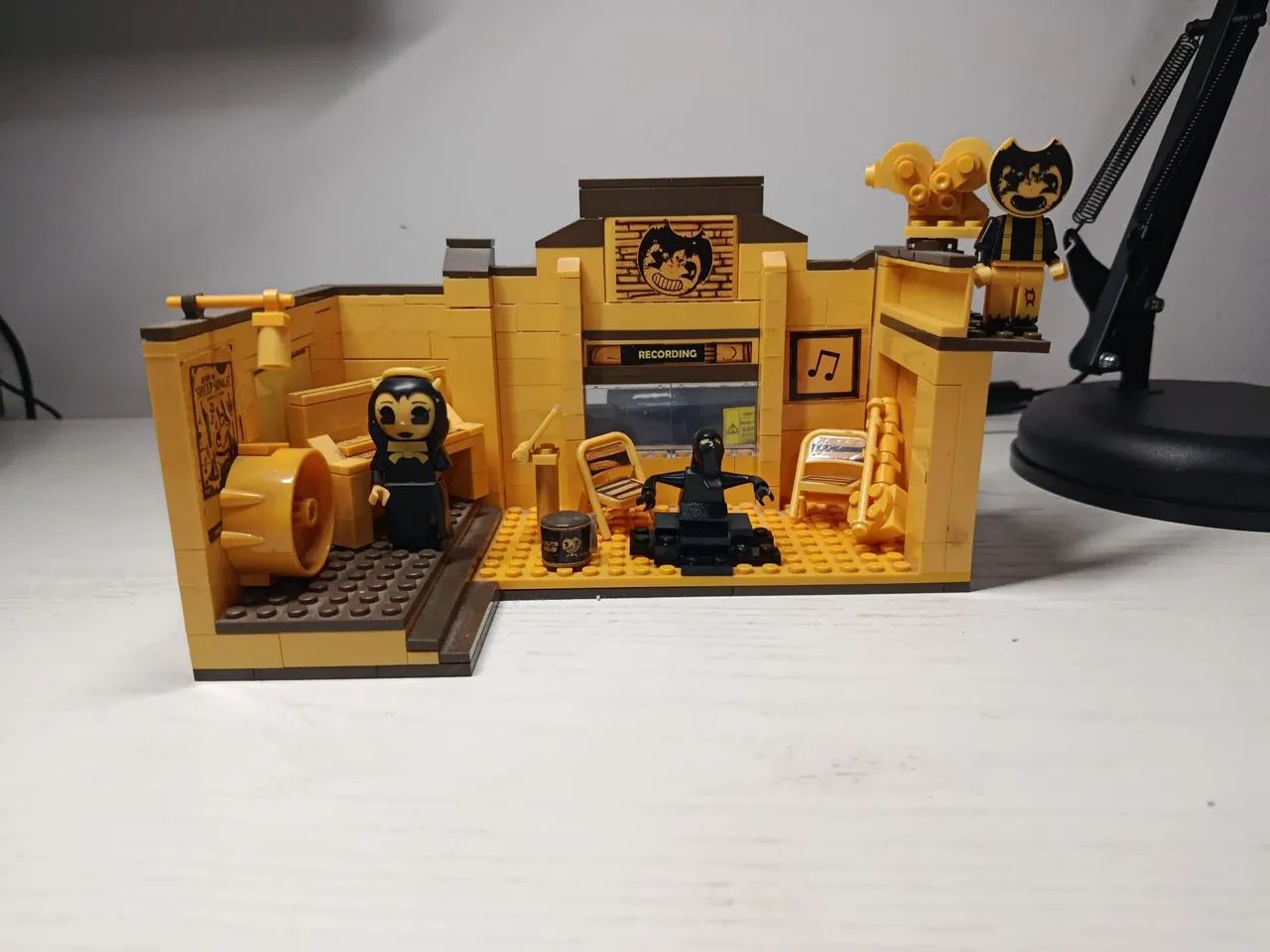 Bendy and the Ink Machine - Foto 5