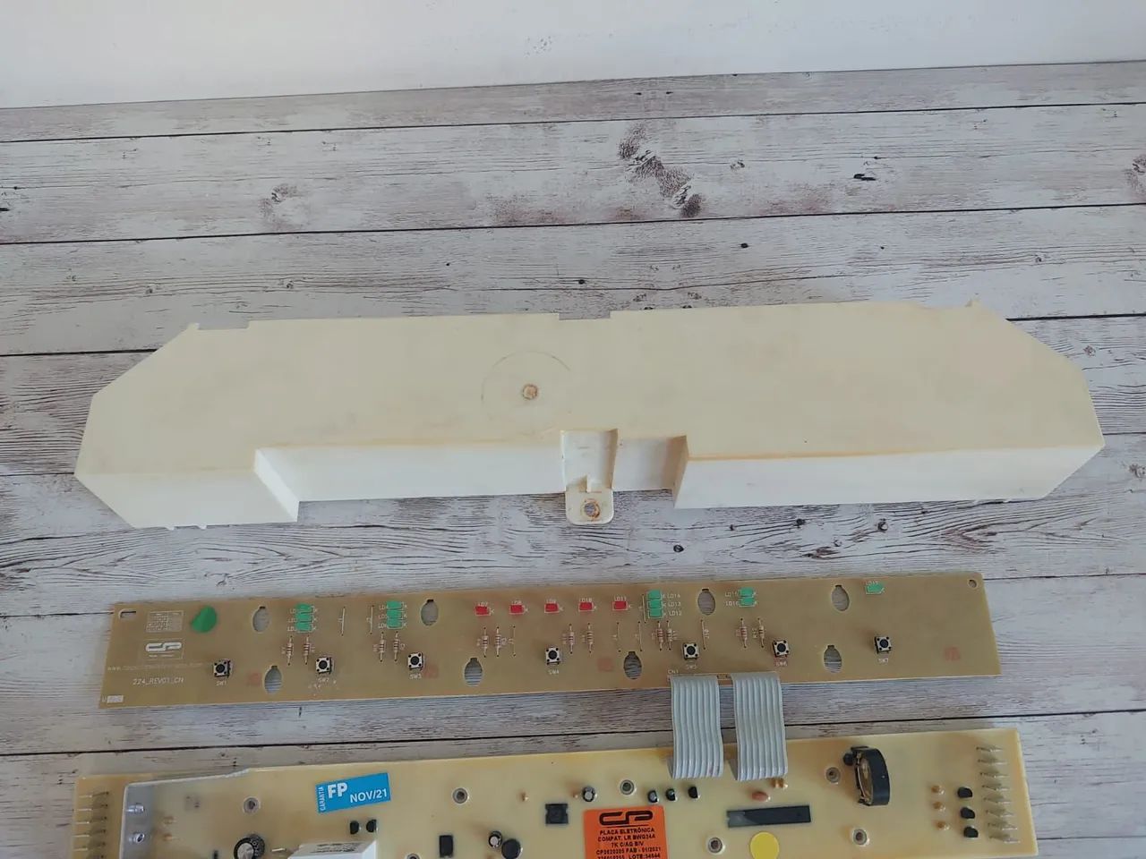 Kit placa potência e interface lavadora Brastemp BWQ24a 7kg usada - Foto 3