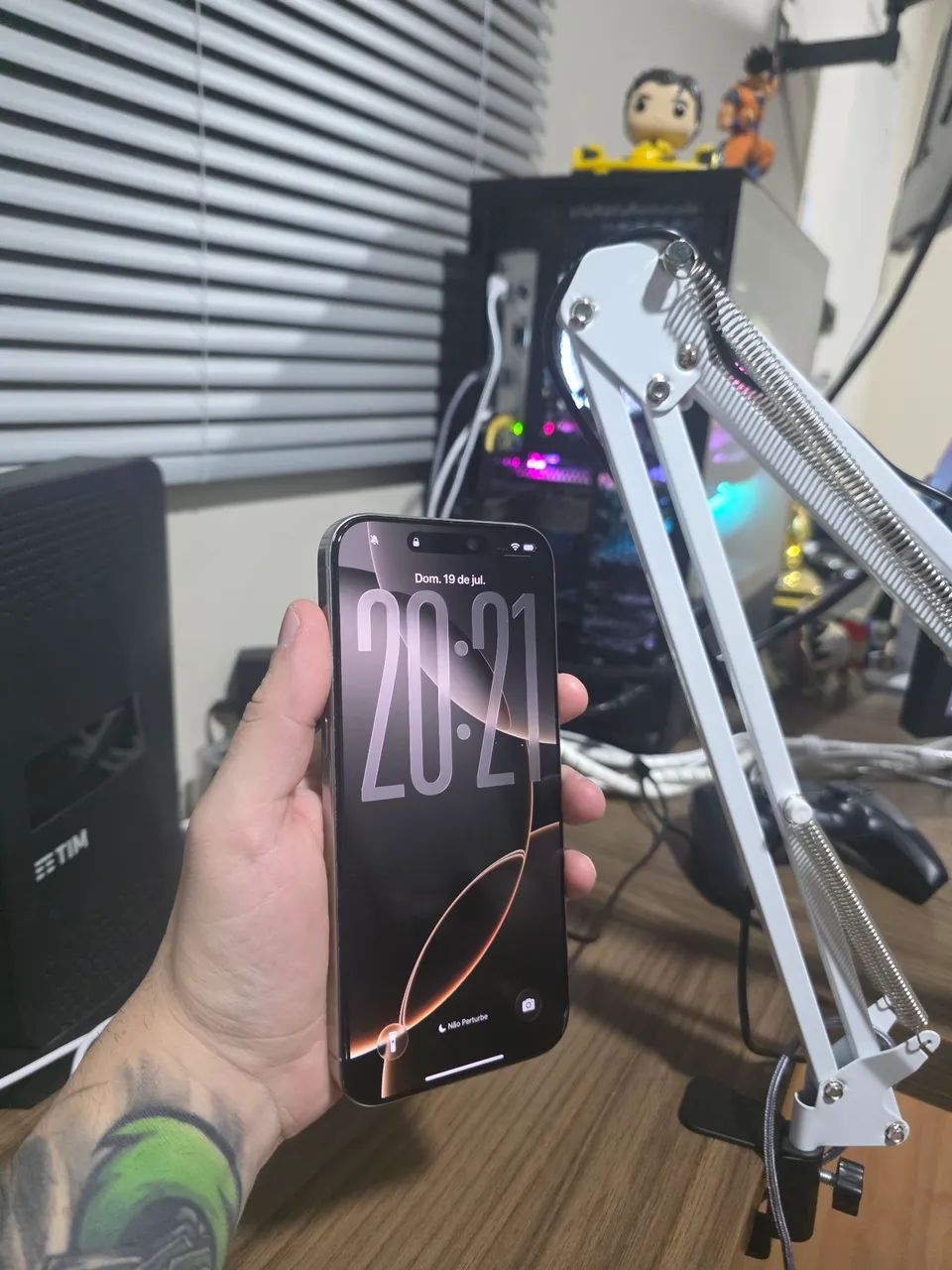 Iphone 16 Pro Max 256gb Excelente - Foto 2