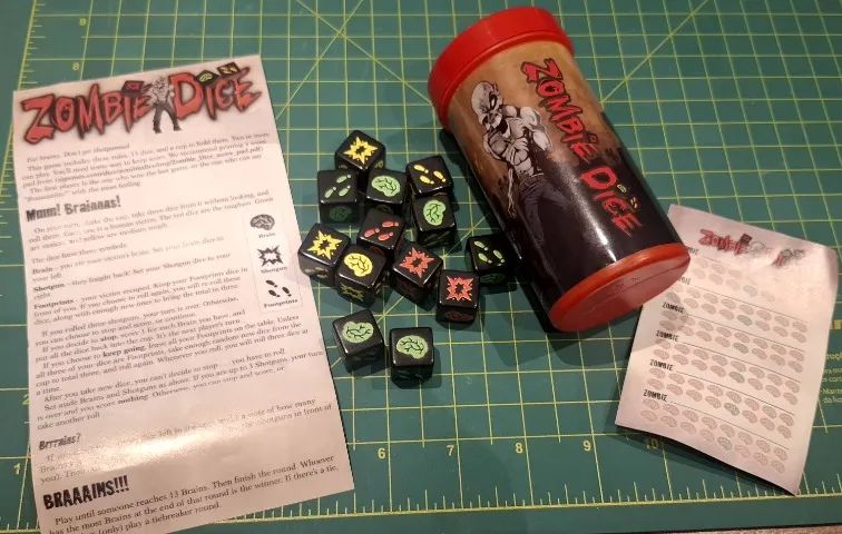 Jogo Zombie Dice Nunca usado board game tabuleiro