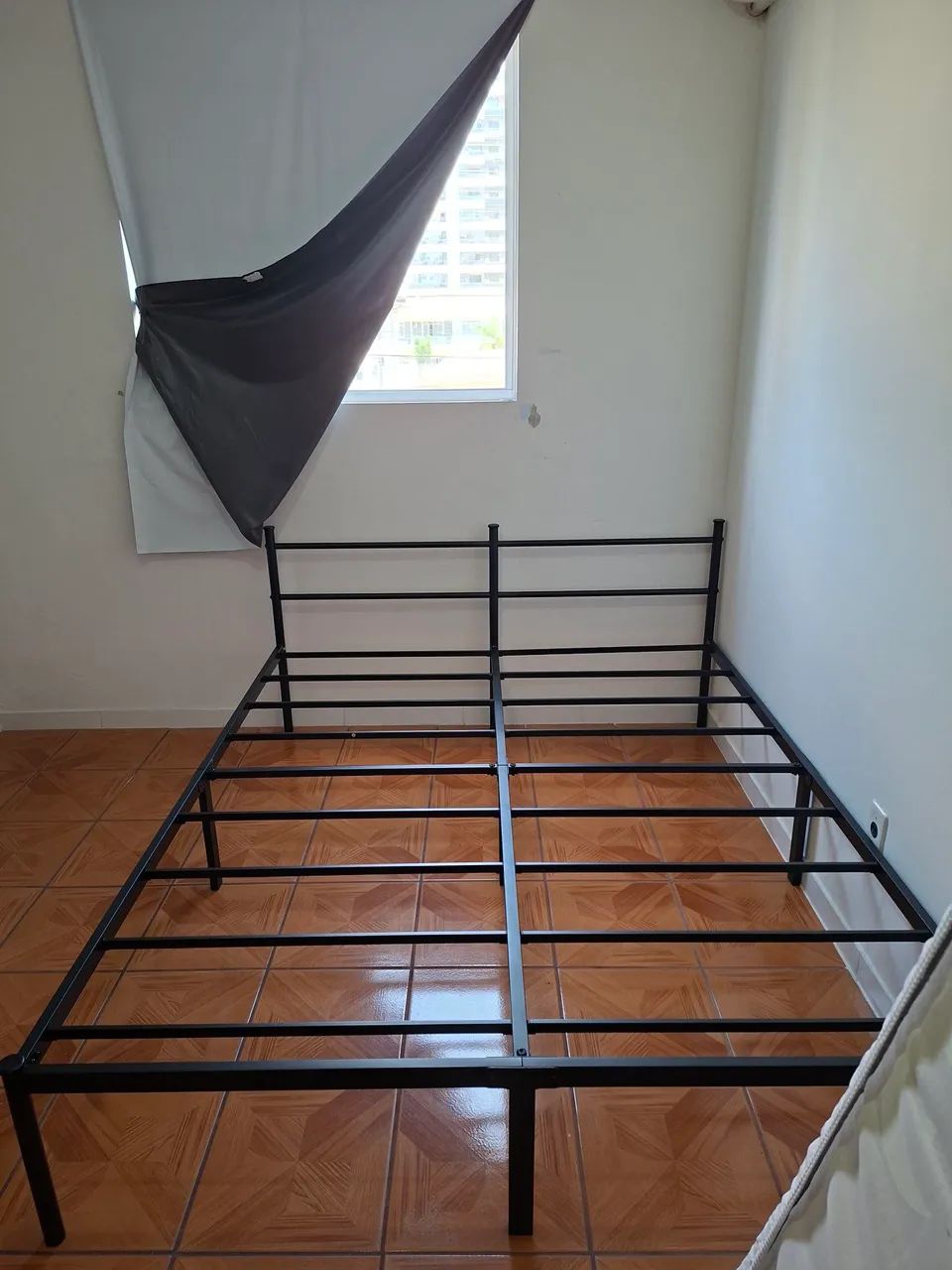 Cama de ferro queen size - Foto 2