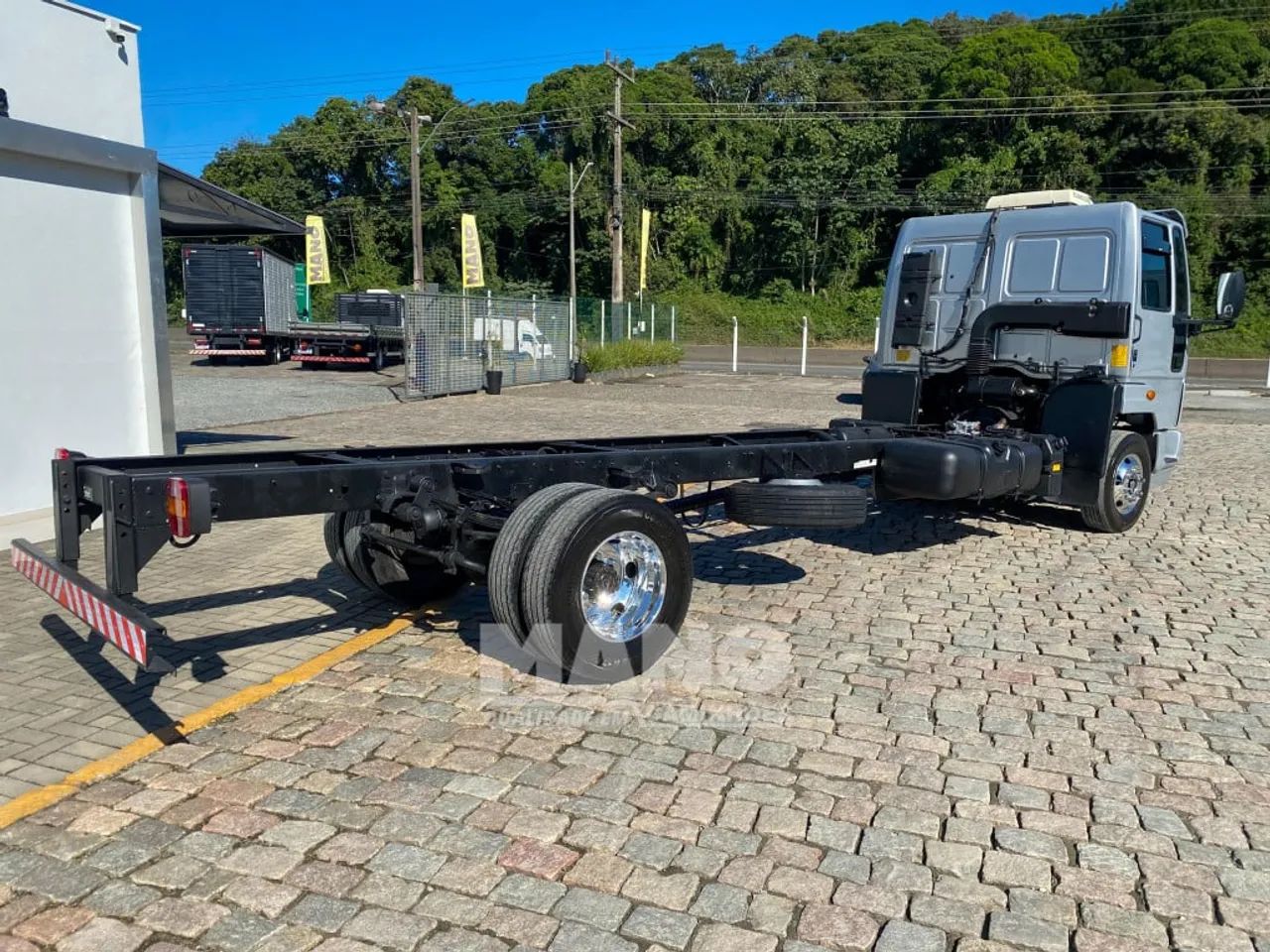FORD Cargo 816 S 4x2 - Foto 2