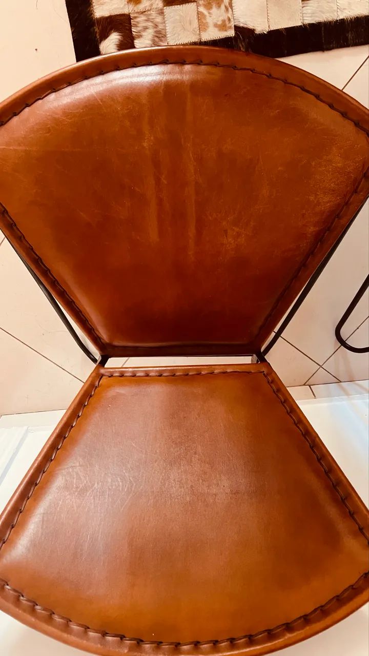 Cadeira / poltrona em couro legítimo  - Foto 2