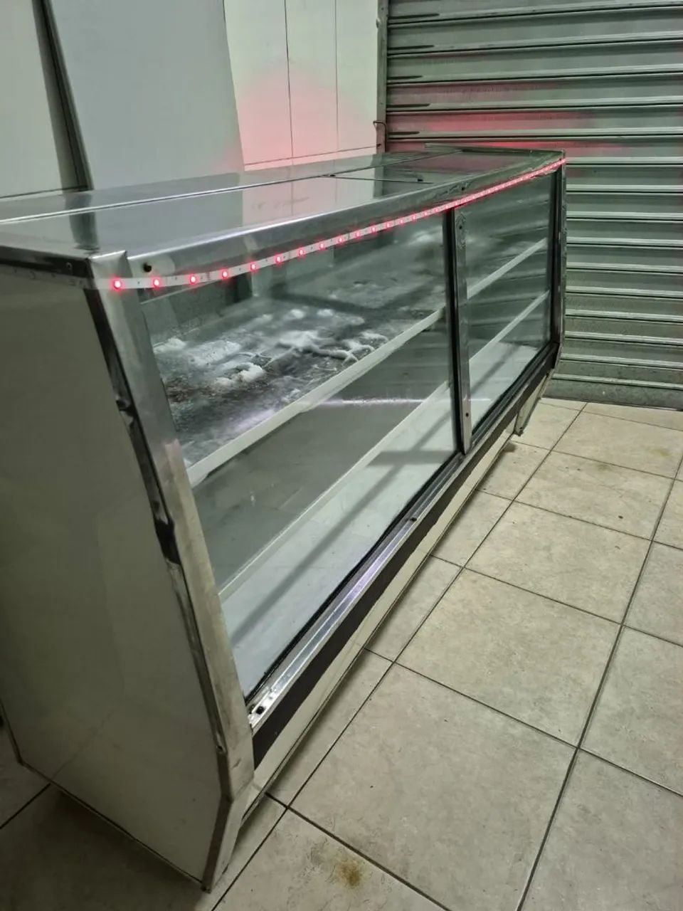 Freezer balcão funcionando perfeitamente 