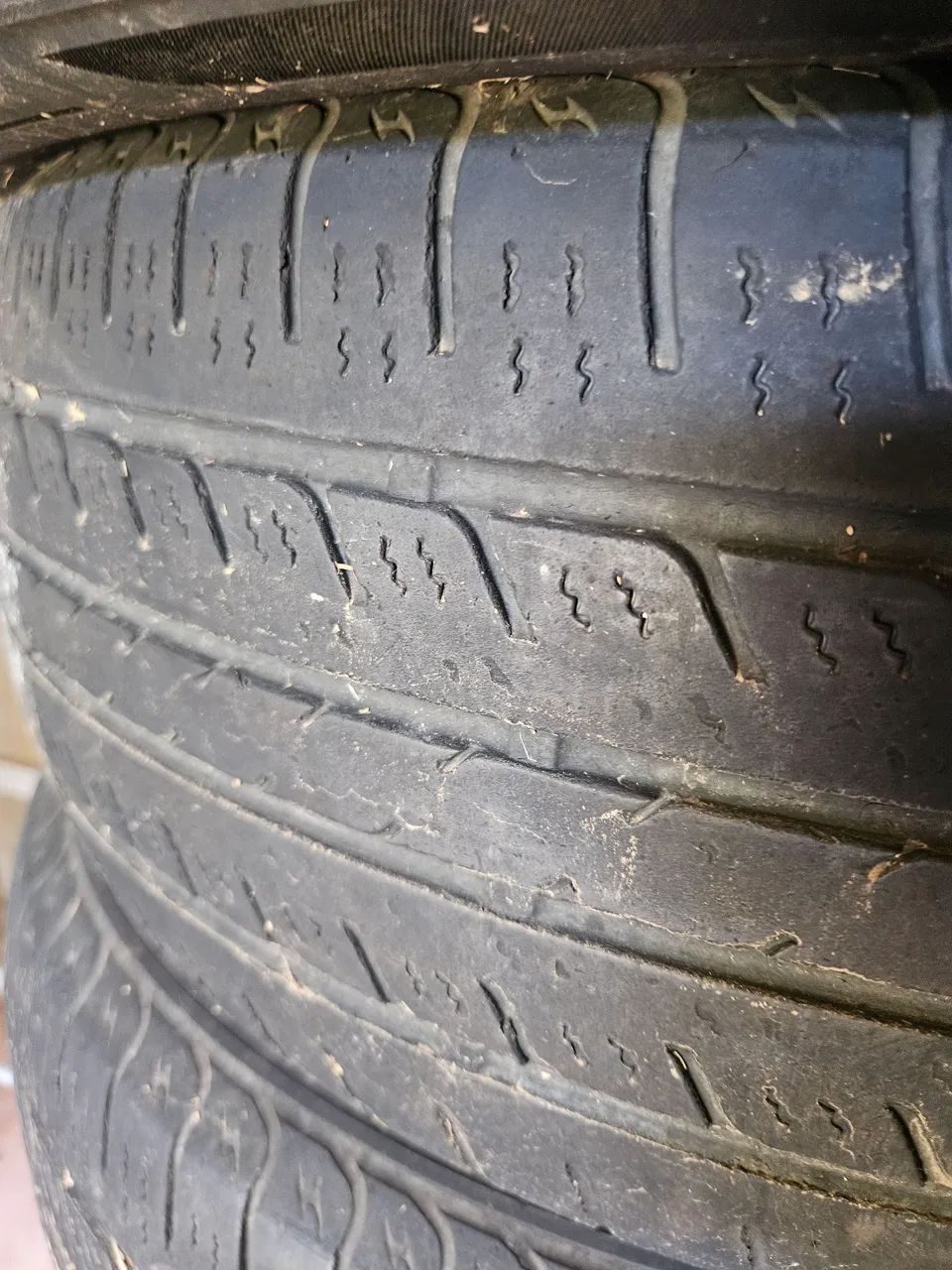 Pneu 255/60 R18 - Foto 5