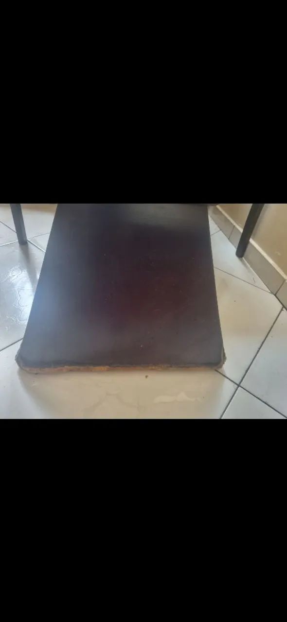 Table with 4 chairs65568133178882122