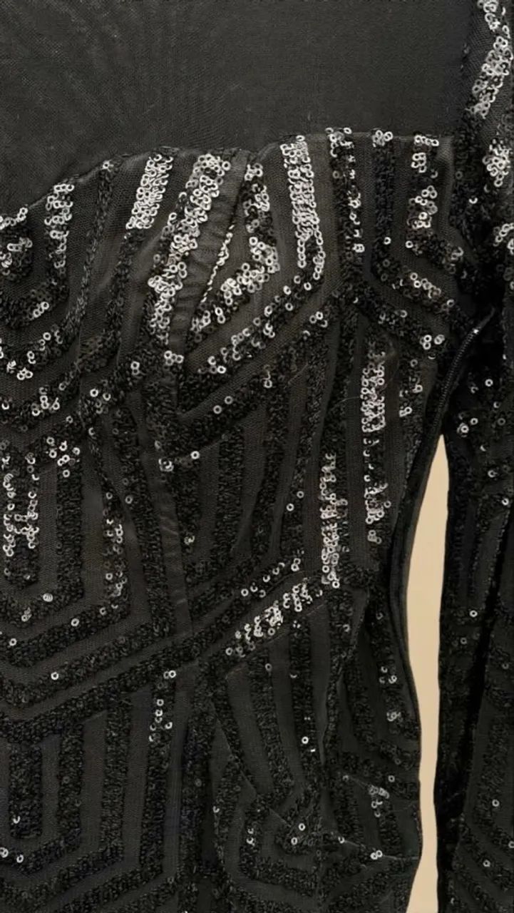 Vestido preto com brilho e transparência  - Foto 3