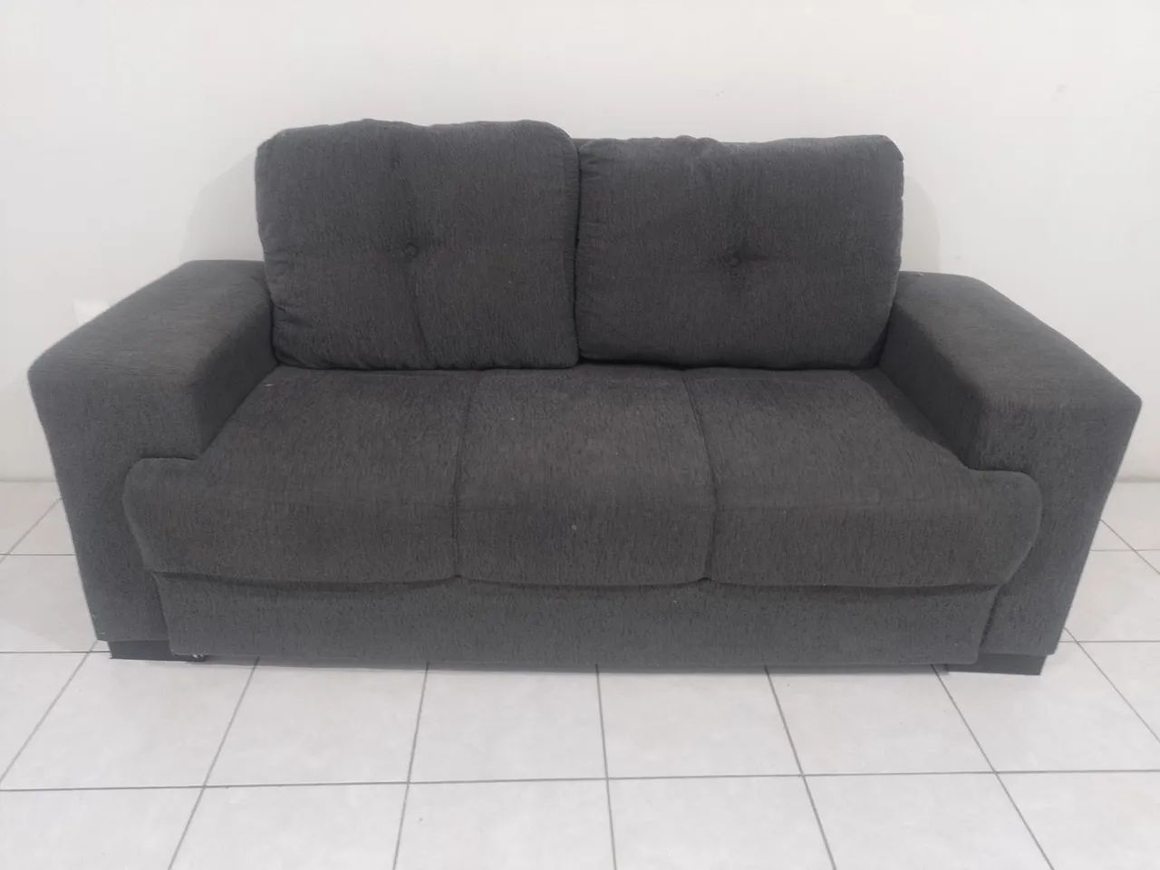 Sofá 3 lugares 