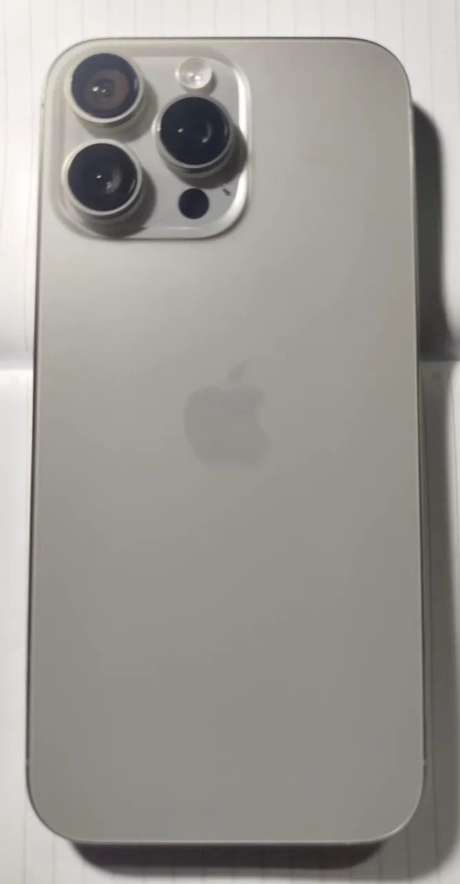 iPhone 16 pro max 256 titânio natural