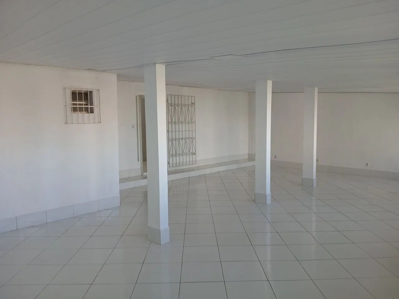 Imóvel com 300m2 em Brotas em rua principal  - Foto 4