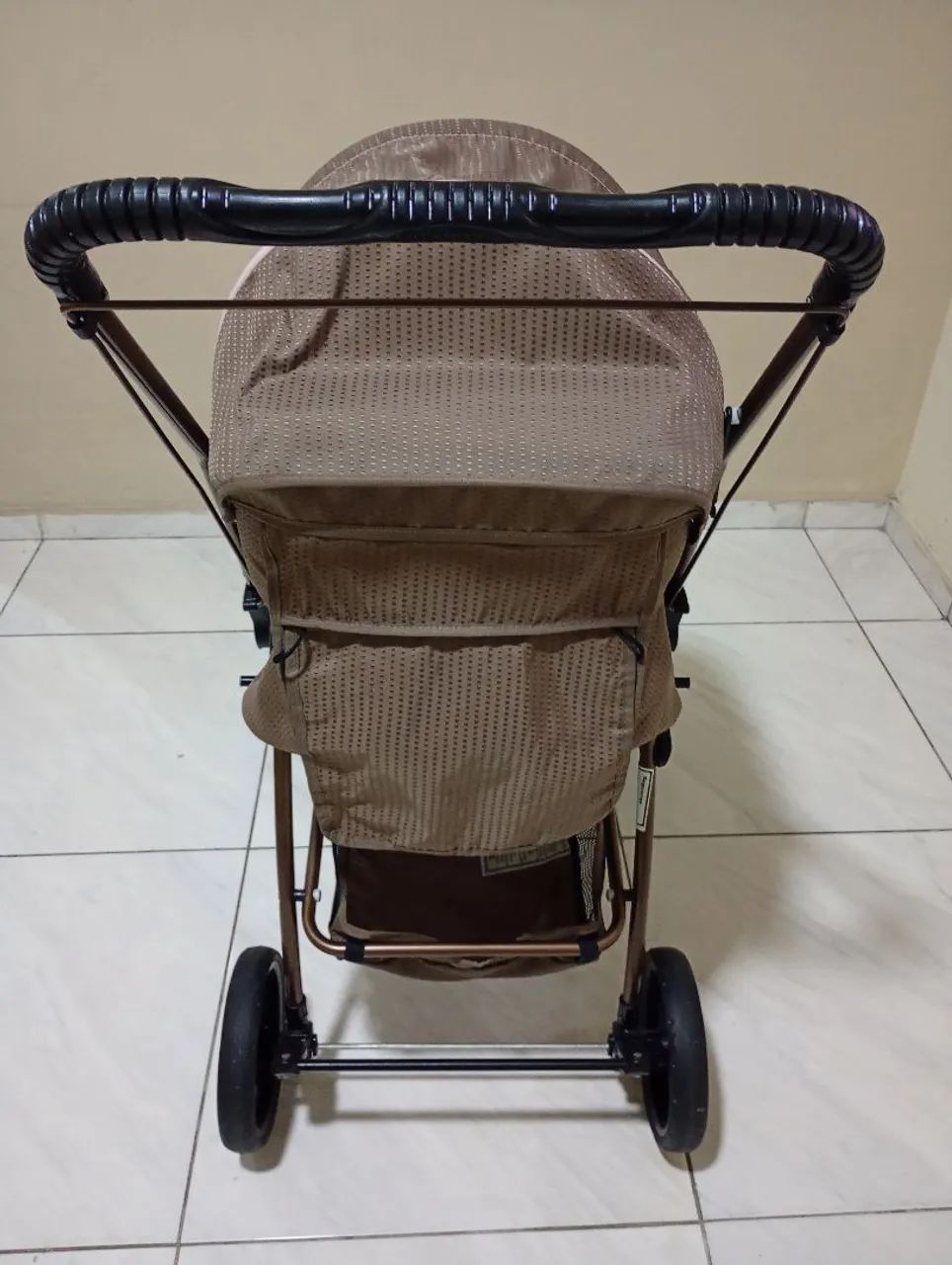 carrinho de bebê 