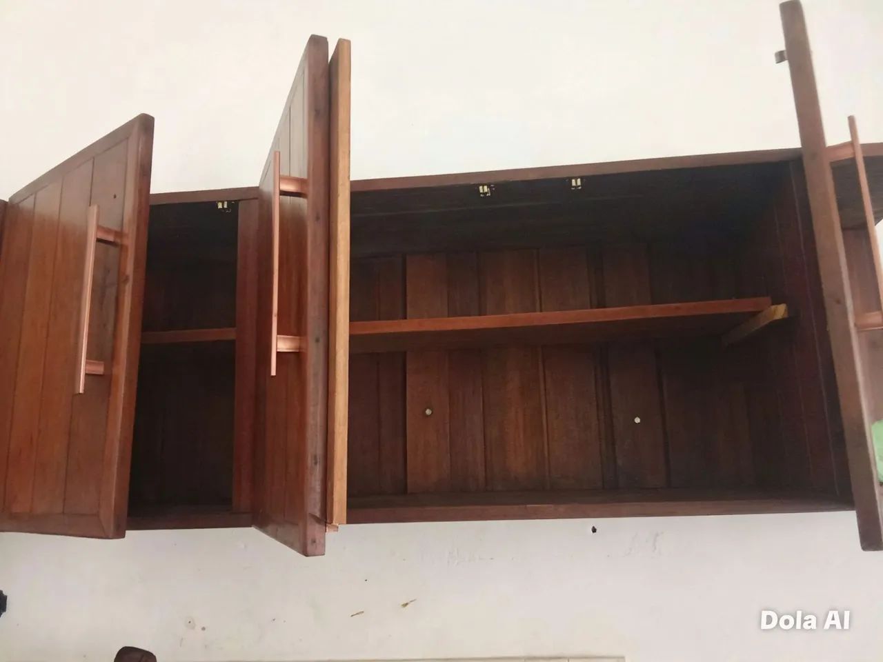 Vendo esse lindo armário de parede 