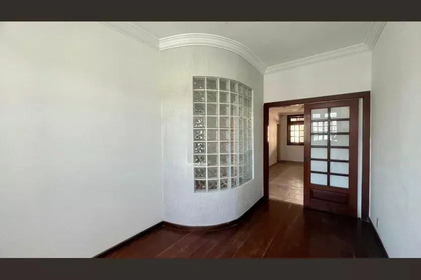 Casa à Venda - Padre Eustáquio, 3 Quartos, 242 m2 - Foto 3