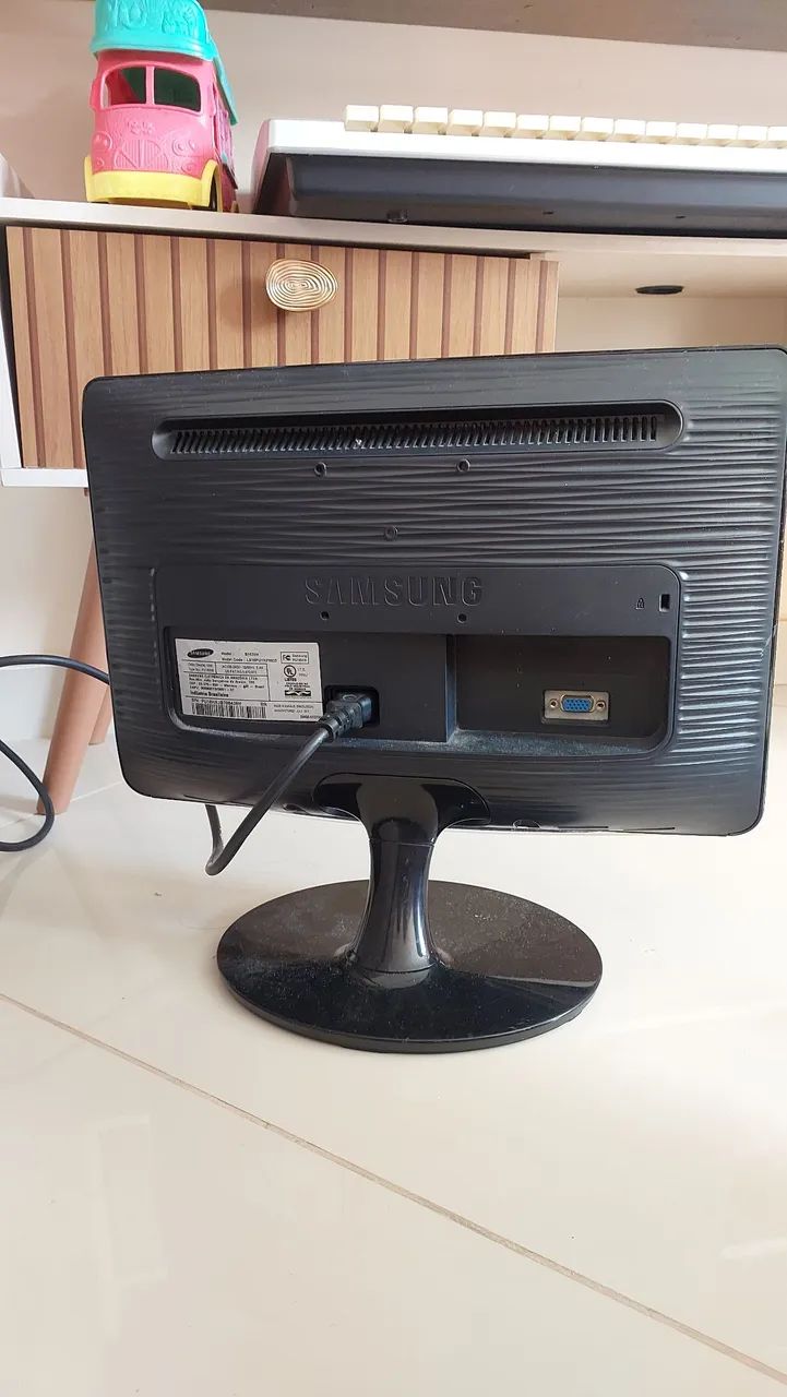 Monitor Samsung pra Retirada de Peças  - Foto 4