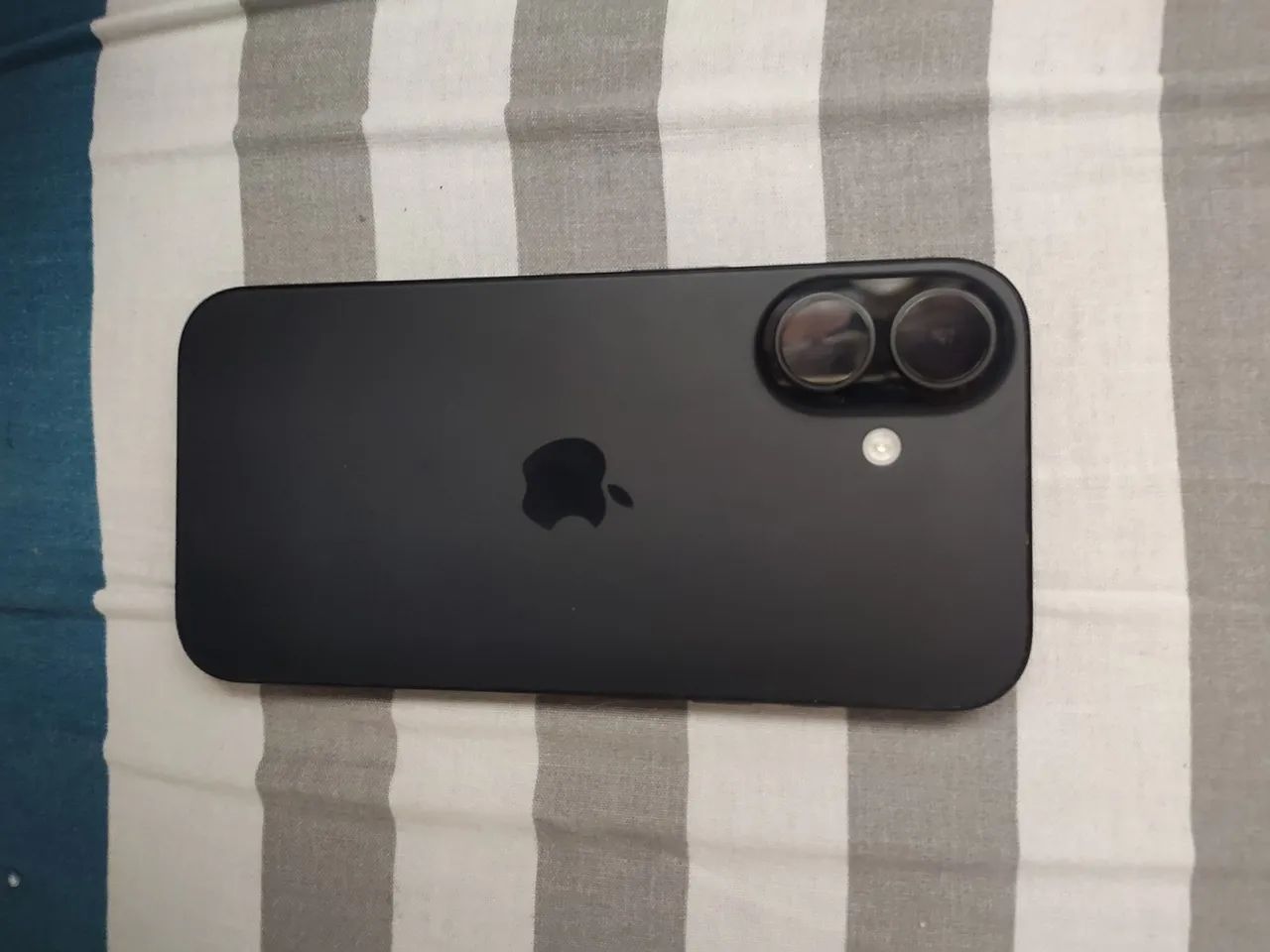 Troco iPhone 16 por Galaxy S25 Ultra 