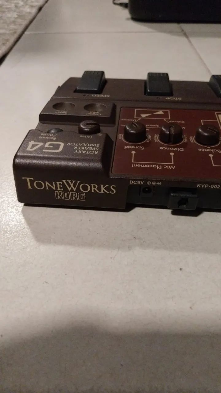 Pedal Korg Toneworks G4 Speaker Rotary som Leslie clássica