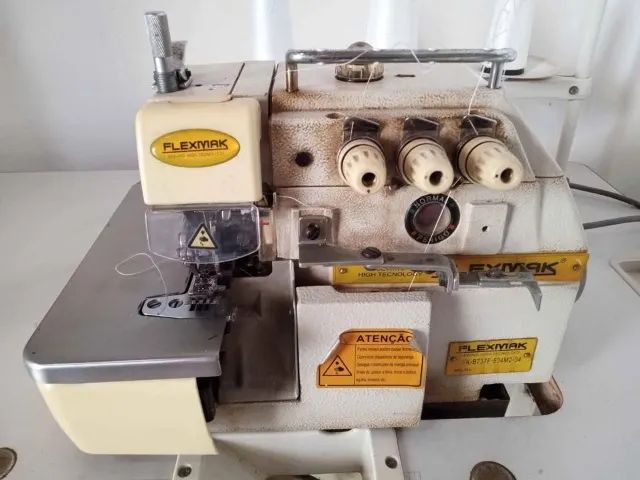 MAQUINA INDUSTRIAL OVERLOCK - Foto 4