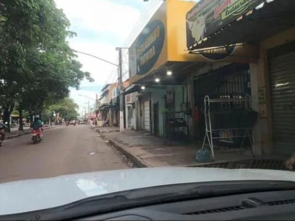 mercadinho montado com clientela fixa  cem mil só o ponto  - Foto 2