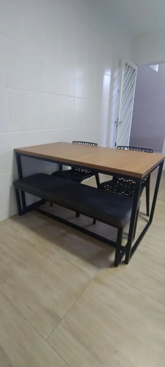 Mesa com banco - Foto 3