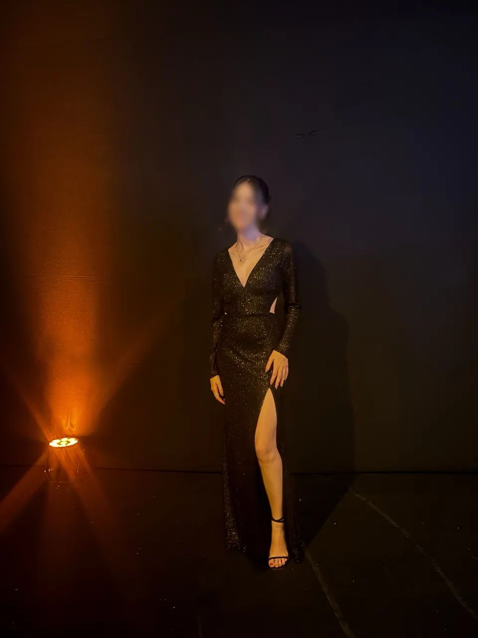 Vestido preto de festa 