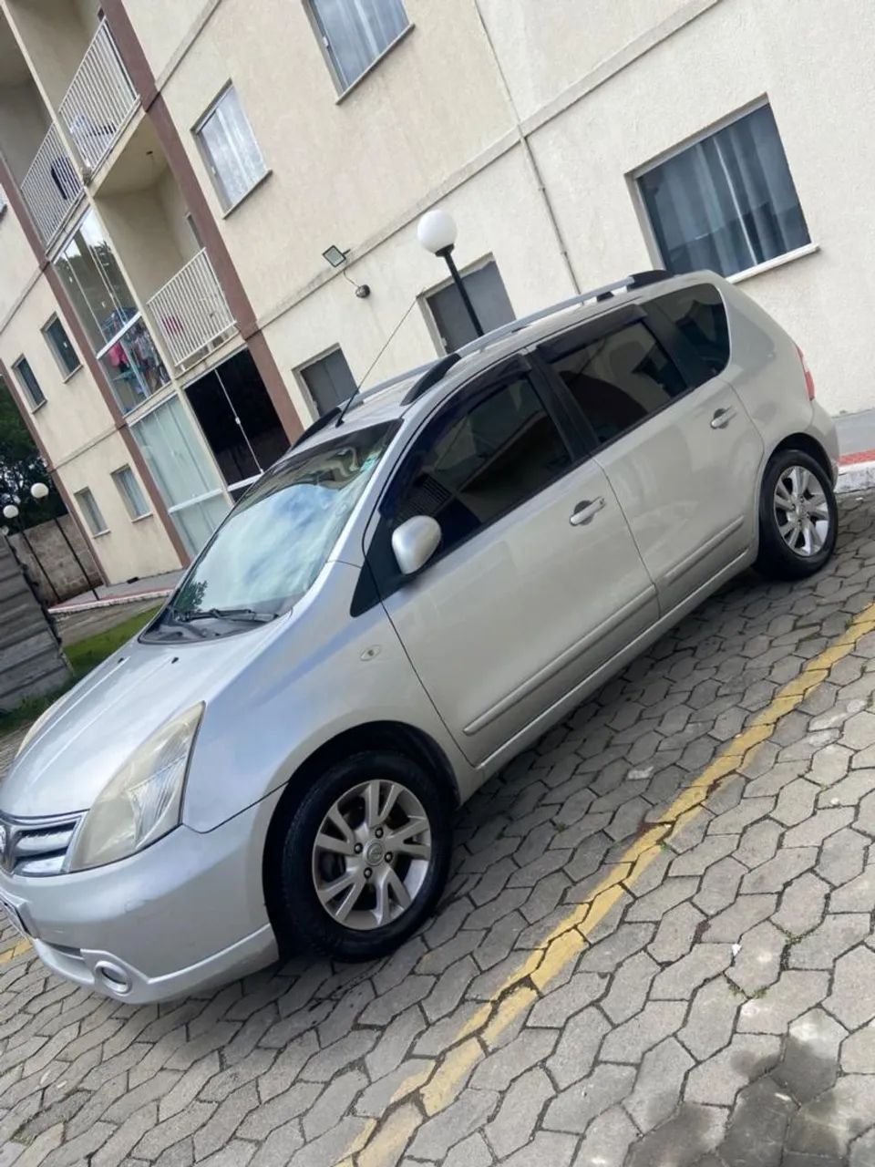 Nissan Livina LIVINA SL 1.8 16V Flex Fuel Aut. 2013