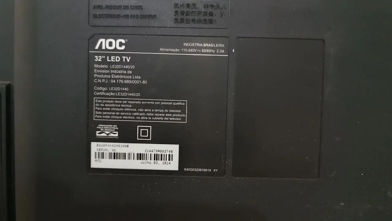 Vendo tv para retirar peças 