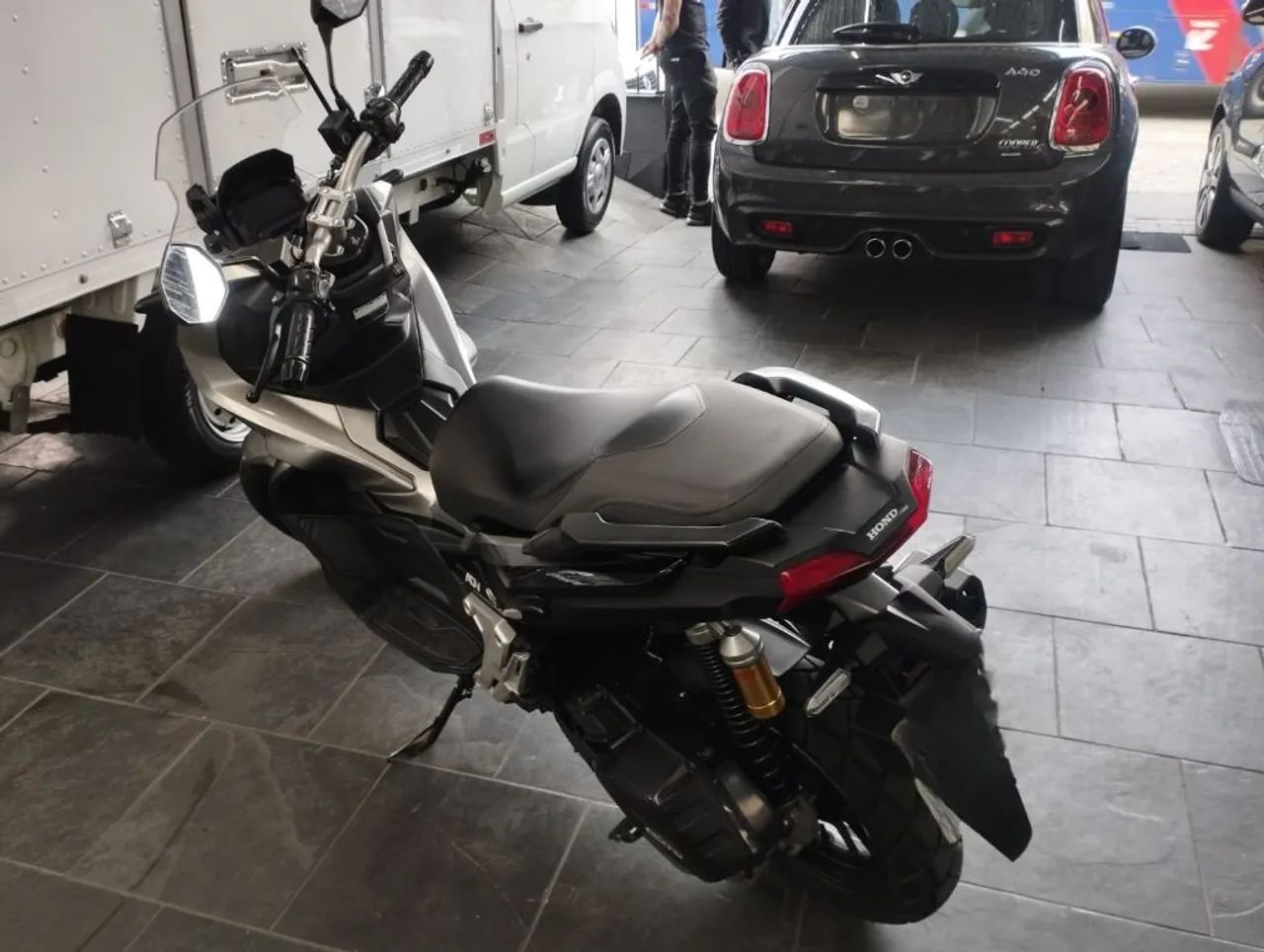 ADV 150 - Foto 4