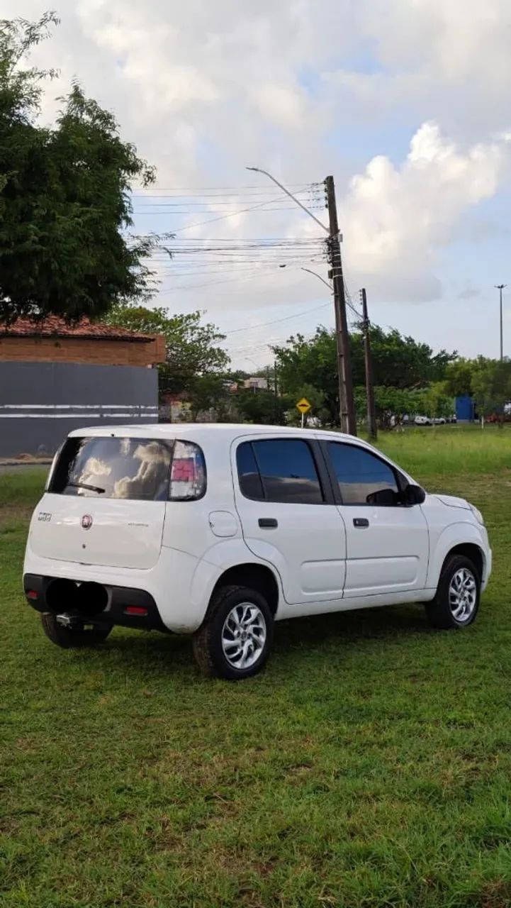 Fiat Uno Attractive 1.0 EVO Fire Flex 8V 5P 2016 - Foto 4