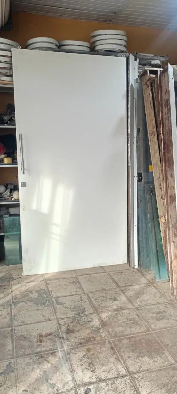 Sliding glass door, width 1.20, height 2.30, price $650, just call *71 or WhatsApp