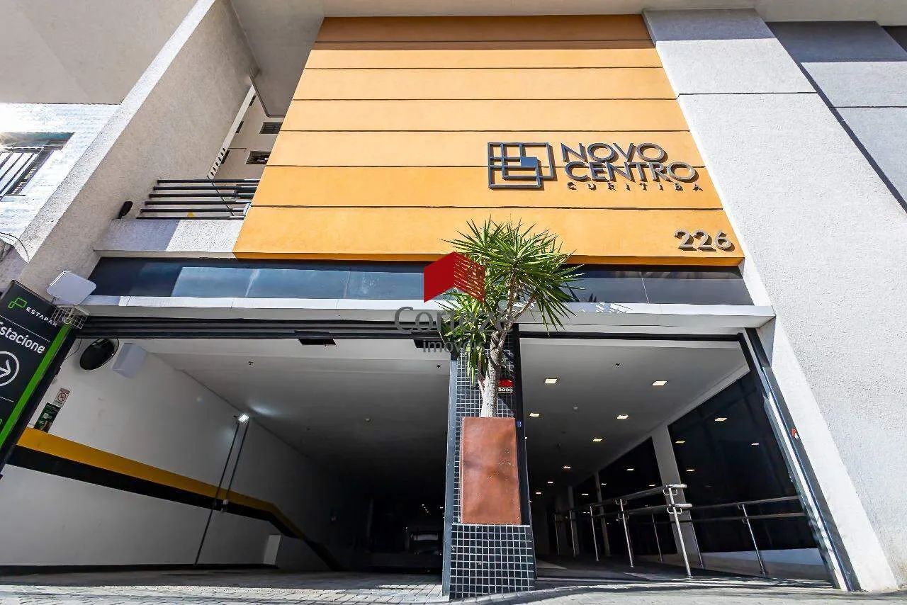 Sala / Conjunto com 28,6m² , à venda, no bairro Centro em Curitiba - Foto 2