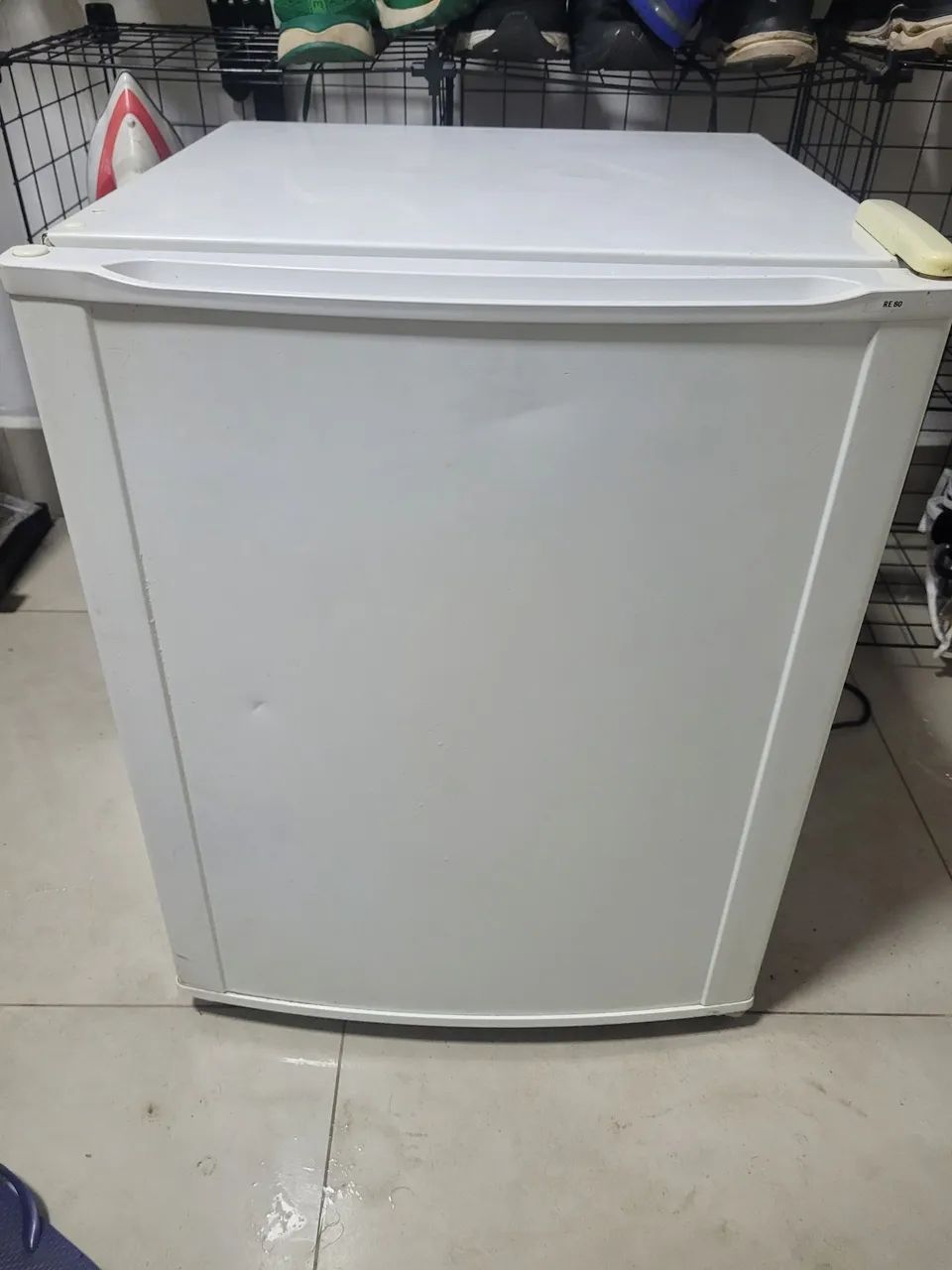 Frigobar Electrolux 
