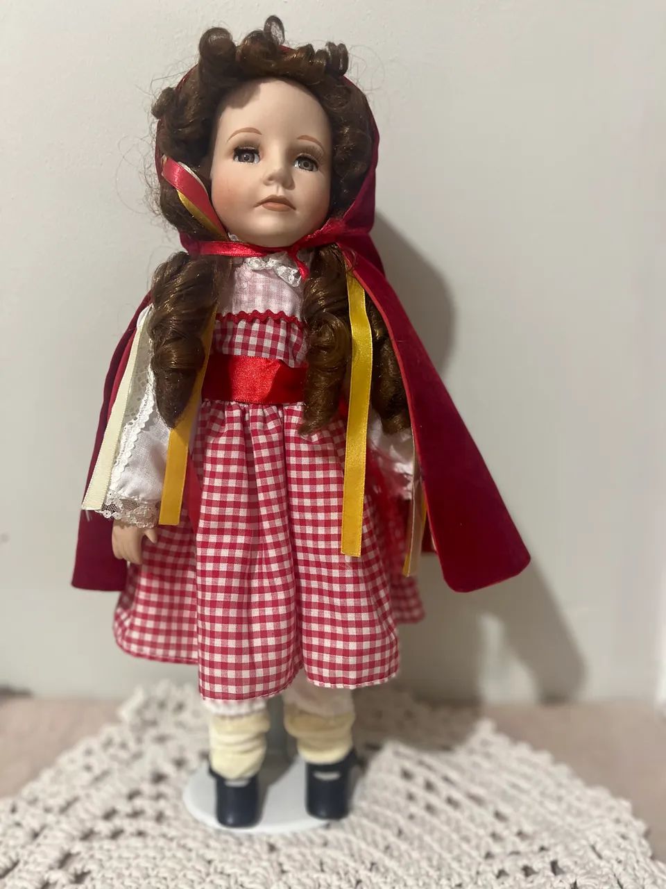 Boneca de porcelana antiga - Foto 4