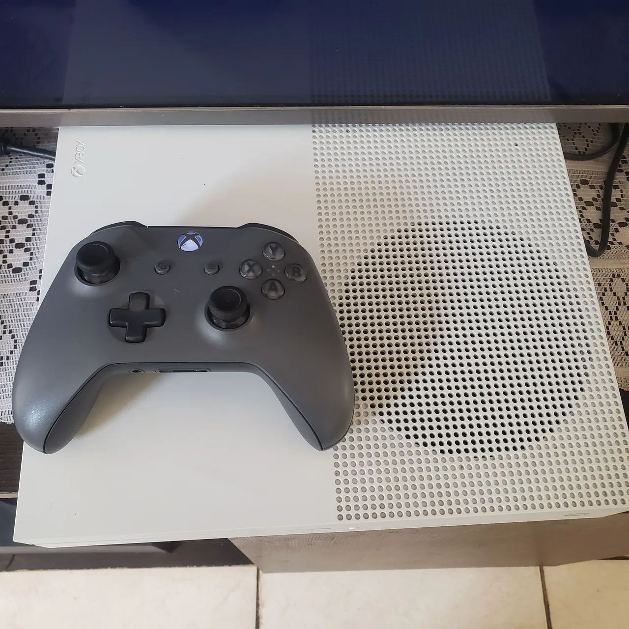 Xbox one s 1TB 