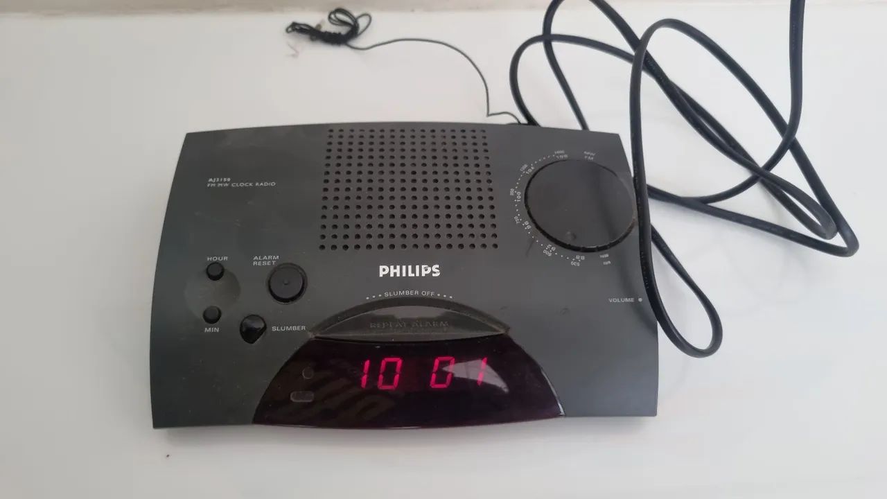 Rádio relógio Philips com despertador - Foto 2