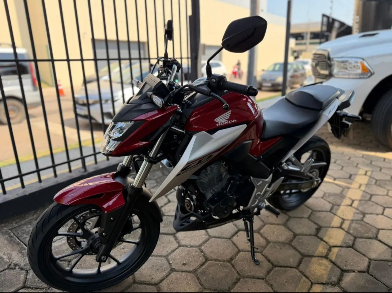 CB Twister 300F - Foto 4