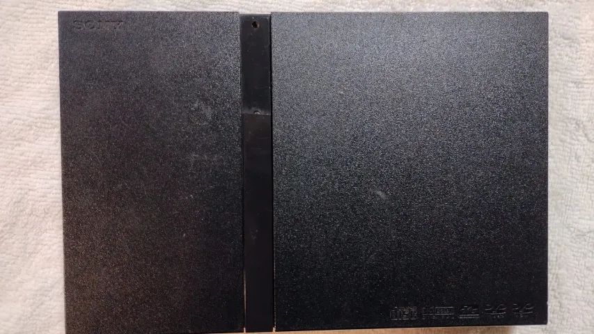 PLAYSTATION 2 SLIM