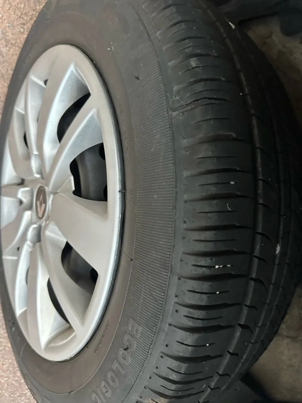 Renault Logan Expression Hi-flex 1.6 8V 4P 2017 - Foto 4