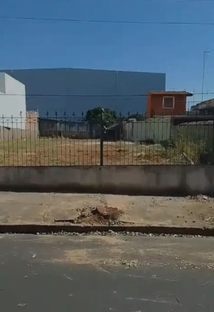 Terreno 936,8 m² Centro de Matão/SP