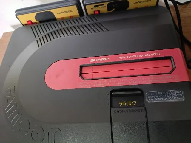 Console Sharp Twin Famicom  Revisado, correia nova, lendo discos perfeitamente. - Foto 5