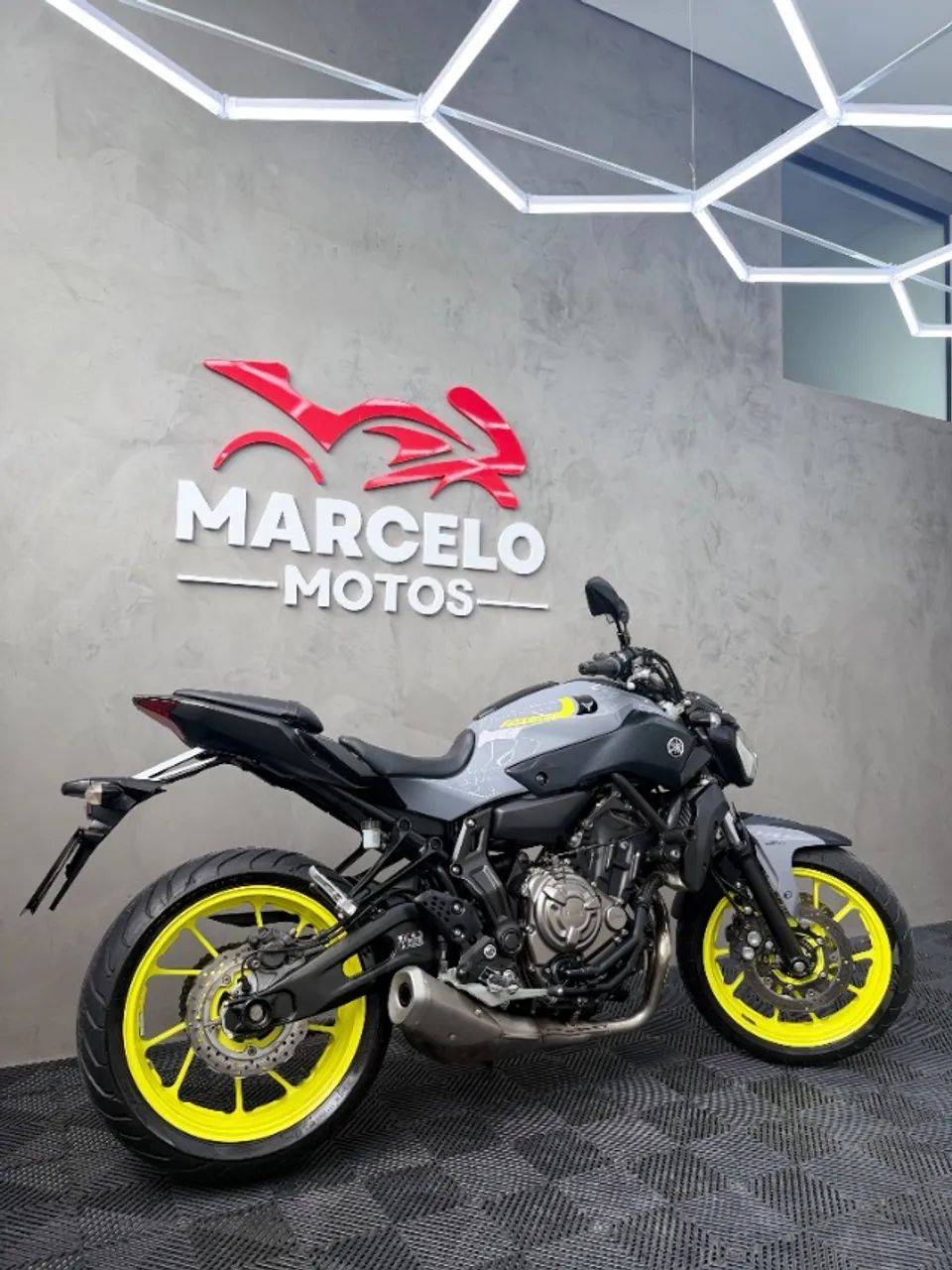 YAMAHA MT-07 2018 - Foto 5
