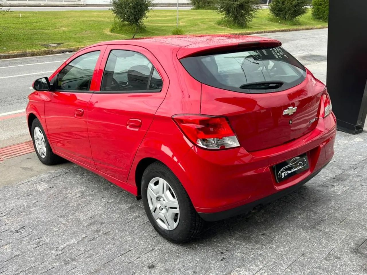 Chevrolet Onix Hatch 1.0 12V Flex Mec. 4P 2013 - Foto 5